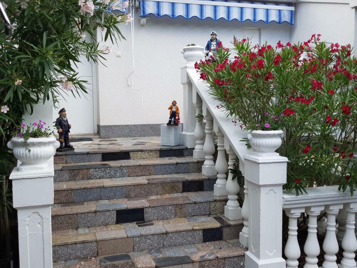 Villa Lara Klenovica Exterior foto